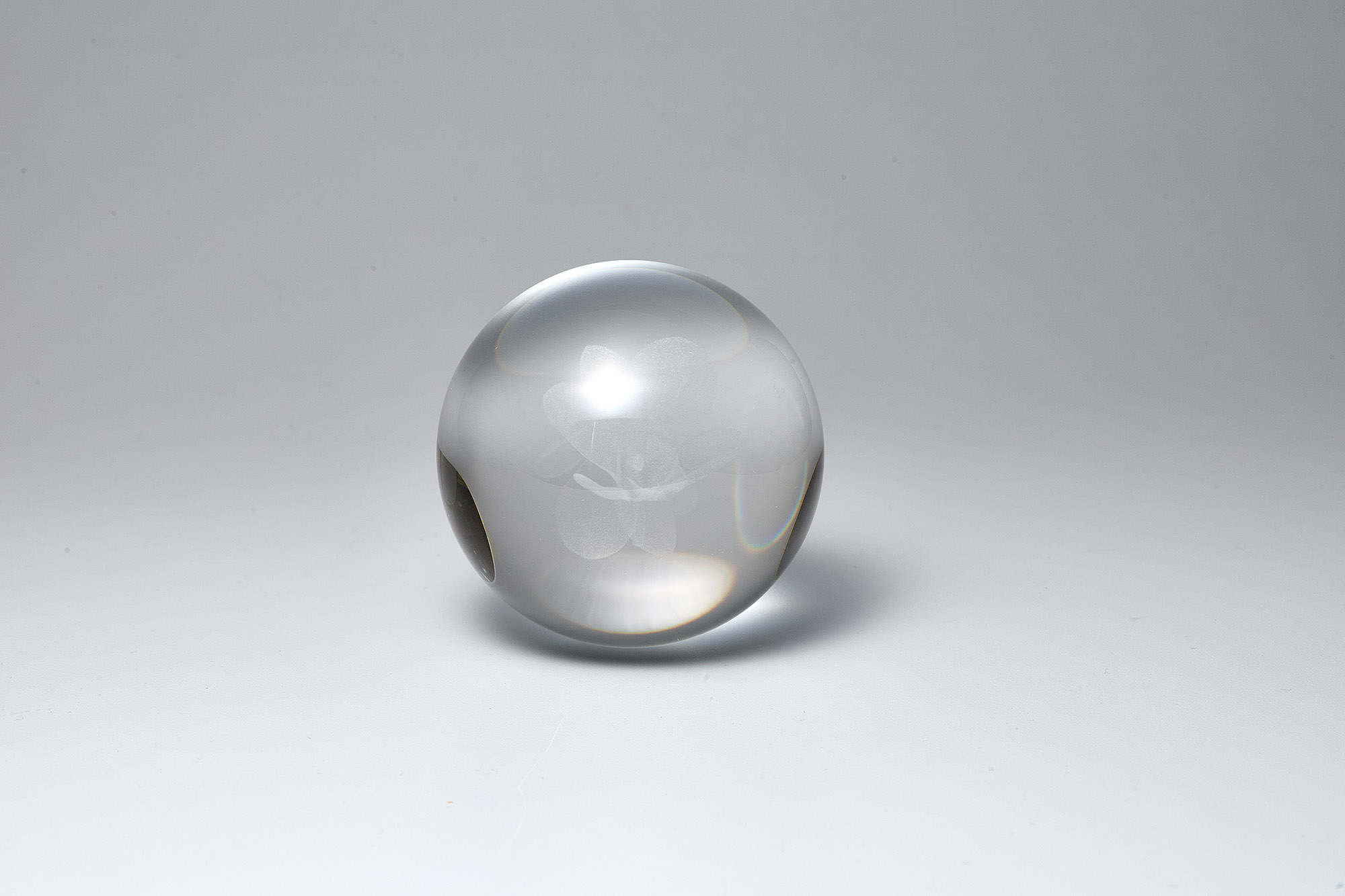 Crystal Ball with Inner Laser (1)